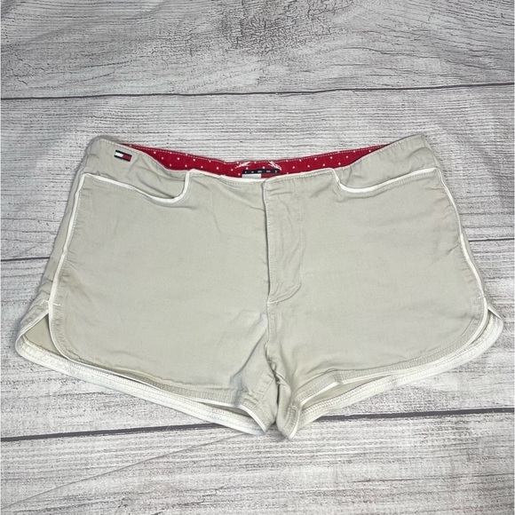 Tommy Hilfiger Juniors 7 Y2K 2000s Era Tan Khaki Super Low Rise Shorts - Picture 1 of 10